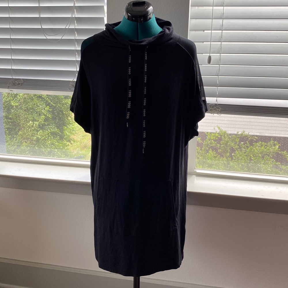 Forever 21 black short sleeve dress